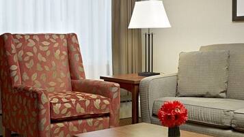 Premium bedding, in-room safe, blackout drapes, iron/ironing board