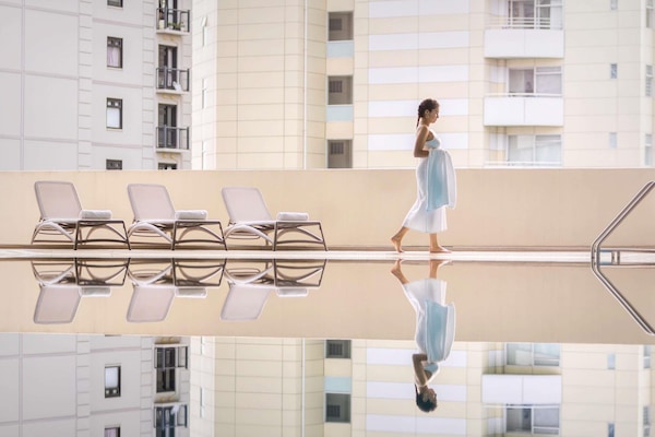 Couples treatment rooms, sauna, body treatments, aromatherapy