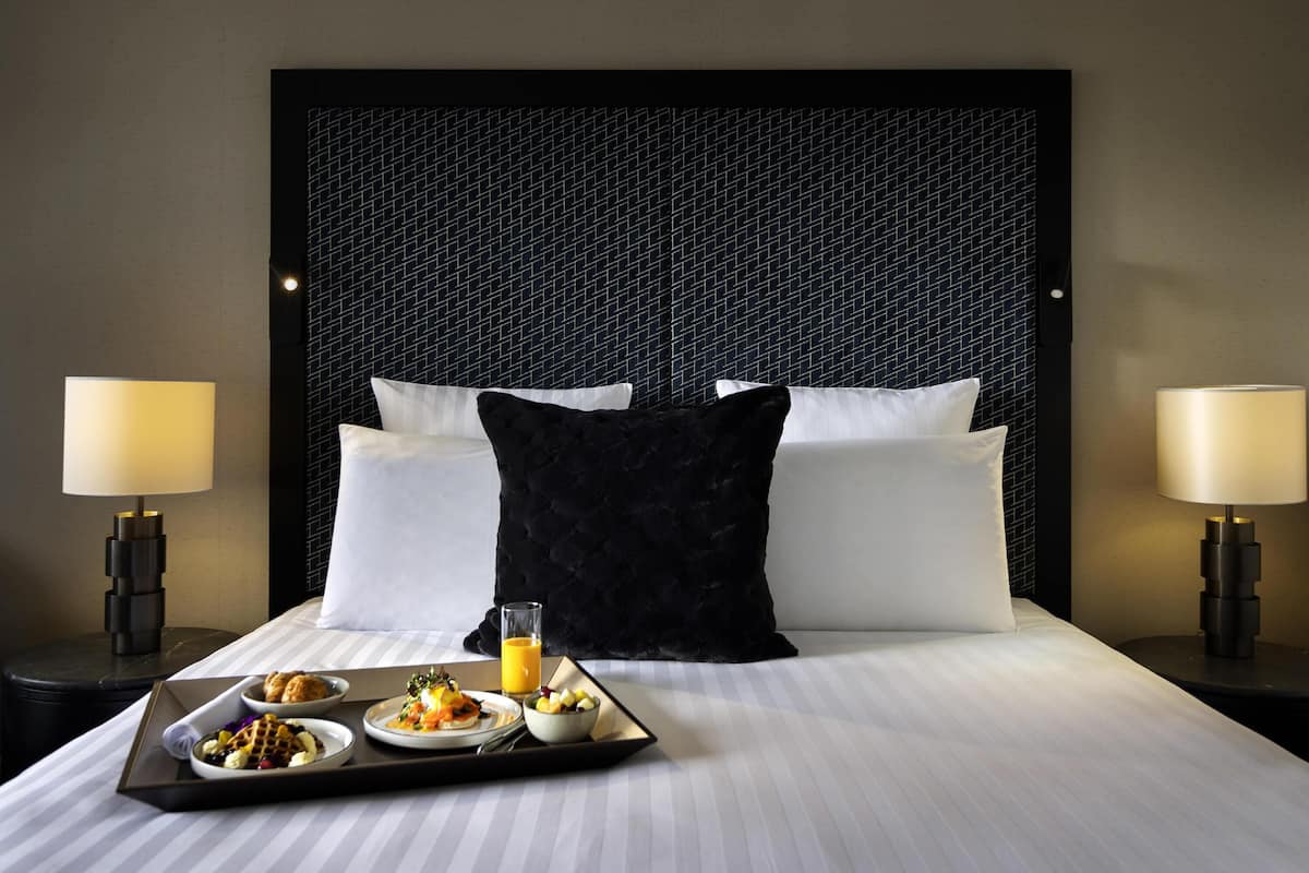 Premium bedding, minibar, in-room safe, desk