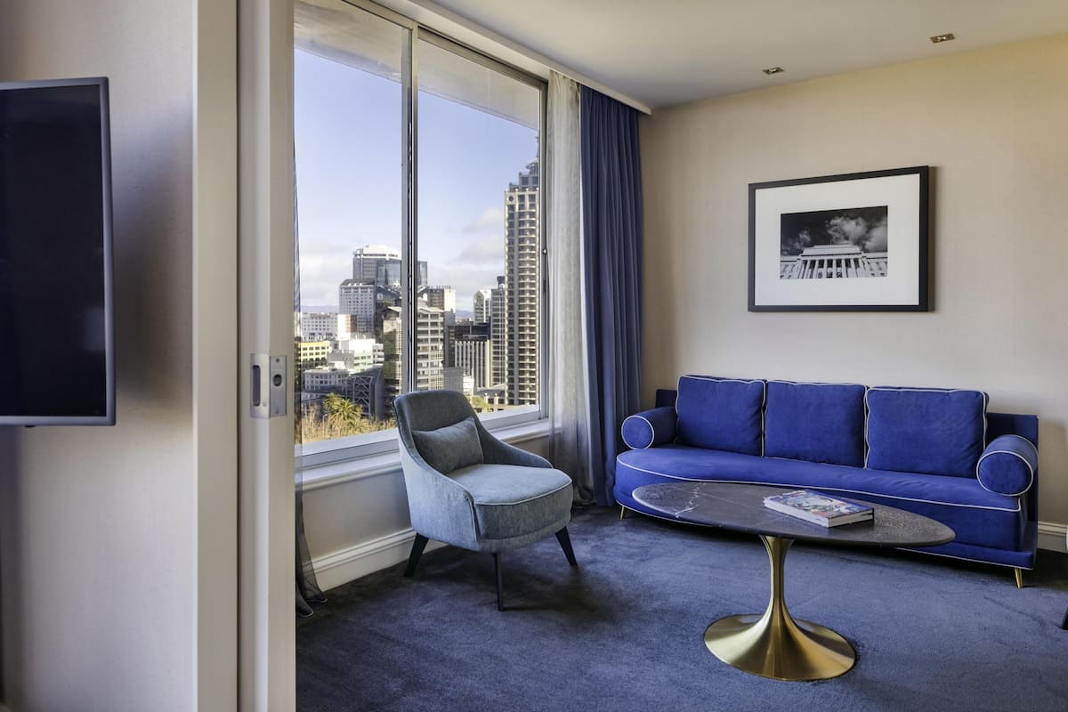 Executive Suite, 1 King Bed | Premium bedding, minibar, in-room safe, desk