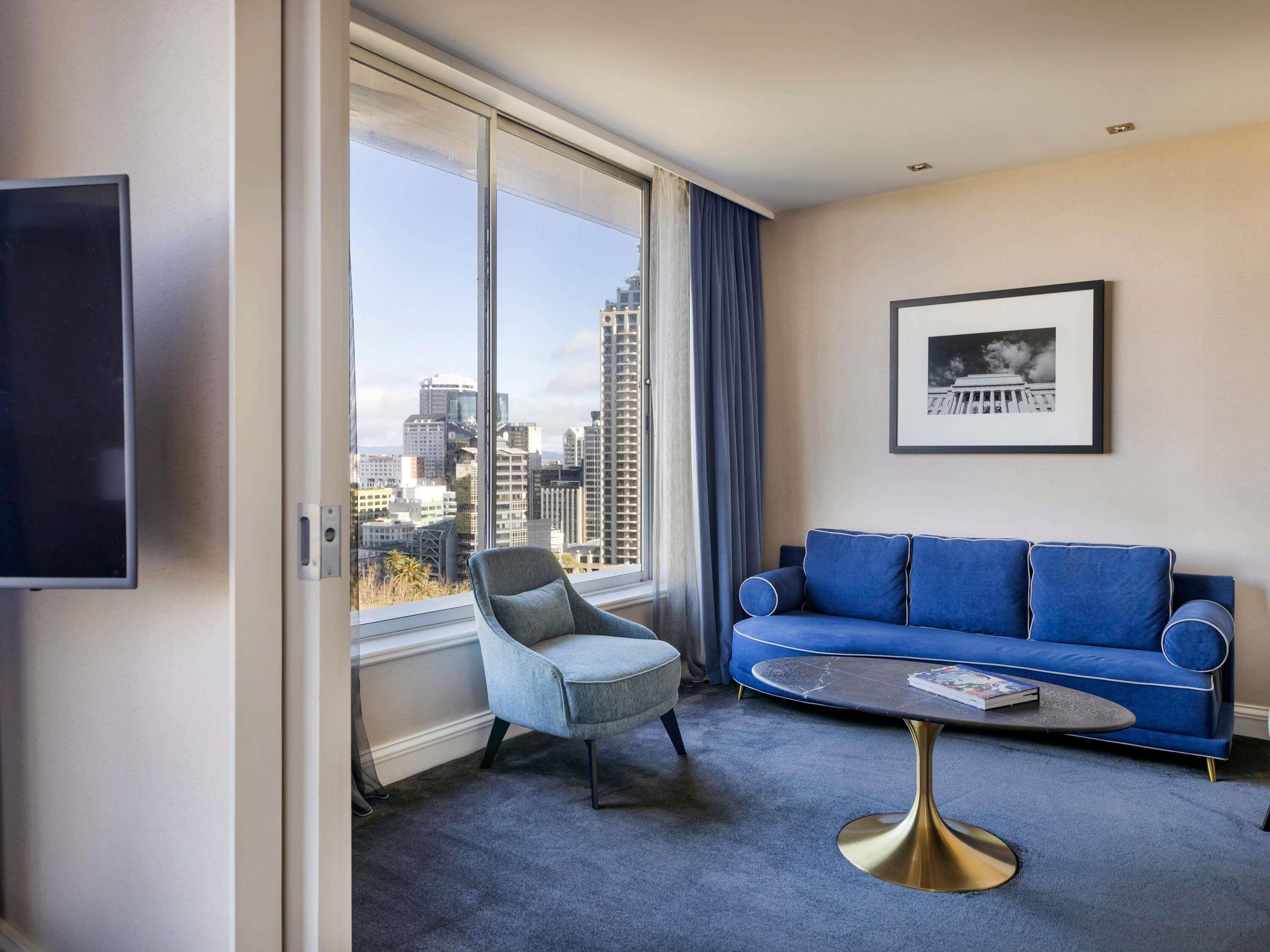 Phòng Suite Executive, 1 giường cỡ king | Bộ đồ giường cao cấp, minibar, két bảo mật tại phòng, bàn 