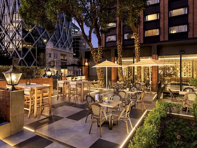 Pullman Auckland Hotel & Apartments