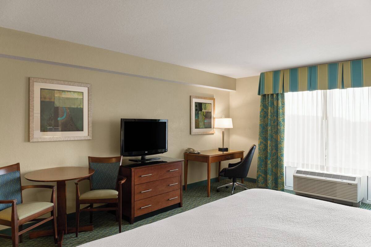 Premium bedding, pillow-top beds, in-room safe, desk