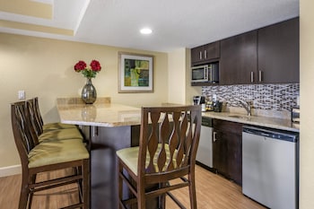 Suite, 1 Bedroom, Balcony, Pool View | Premium bedding, pillowtop beds, in-room safe, desk at Holiday Inn Resort Orlando - Lake Buena Vista, an IHG Hotel