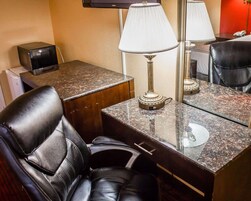 Free cribs/infant beds, rollaway beds, free WiFi, bed sheets