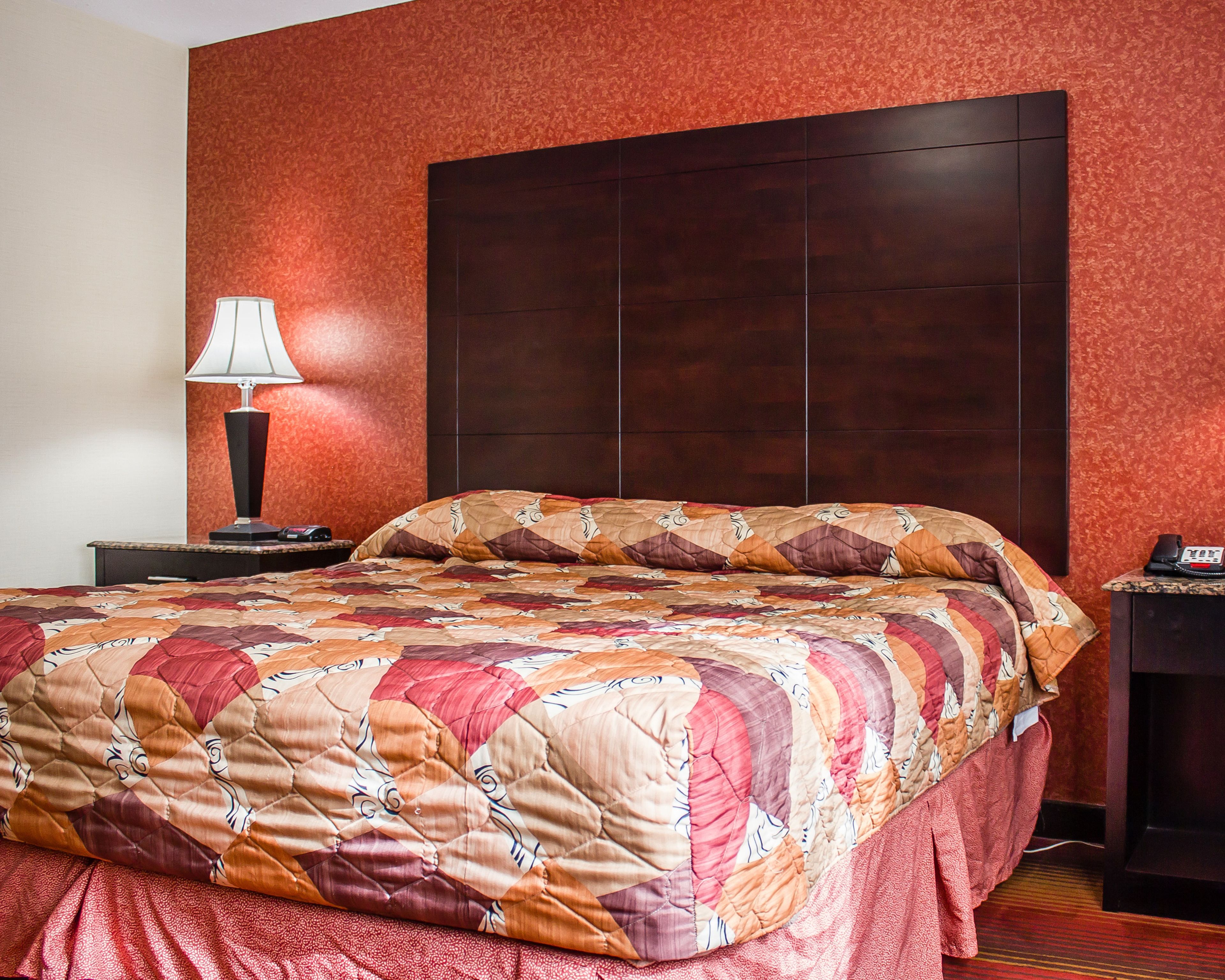 standard room, 1 king bed, non smoking | free cots/infant beds, rollaway beds, free wifi, bed sheets