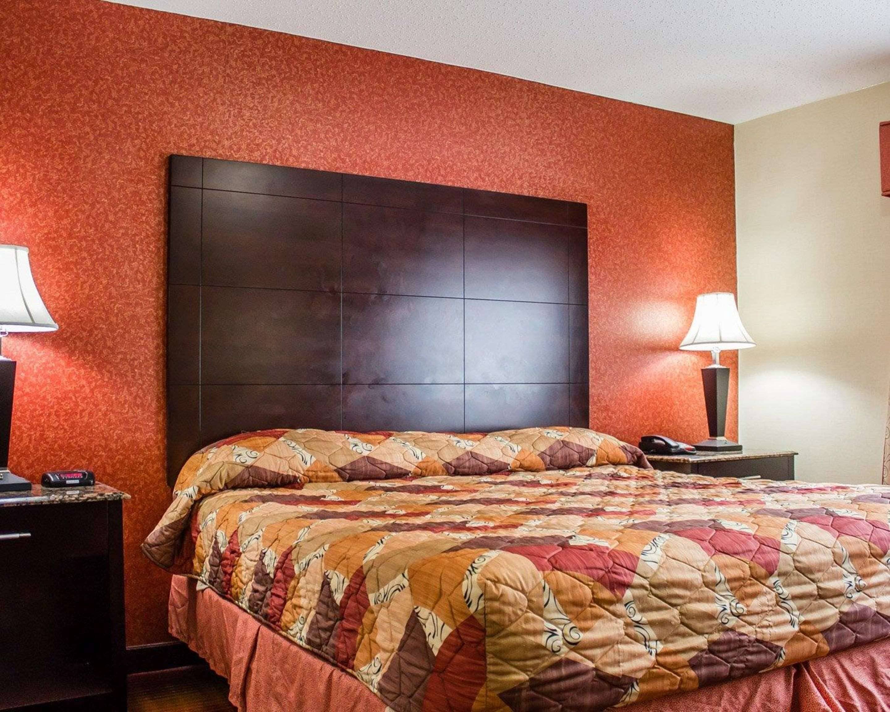 Foto - Rodeway Inn MacArthur Airport