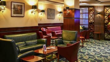 3 bares o lounges