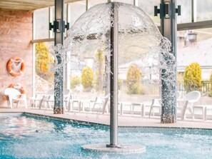 Sauna, hot tub, Turkish bath/hammam