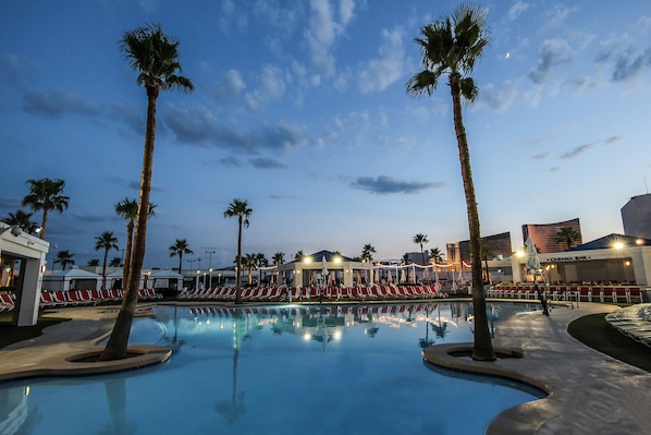 Exterior detail - Westgate Las Vegas Resort & Casino (Las Vegas)