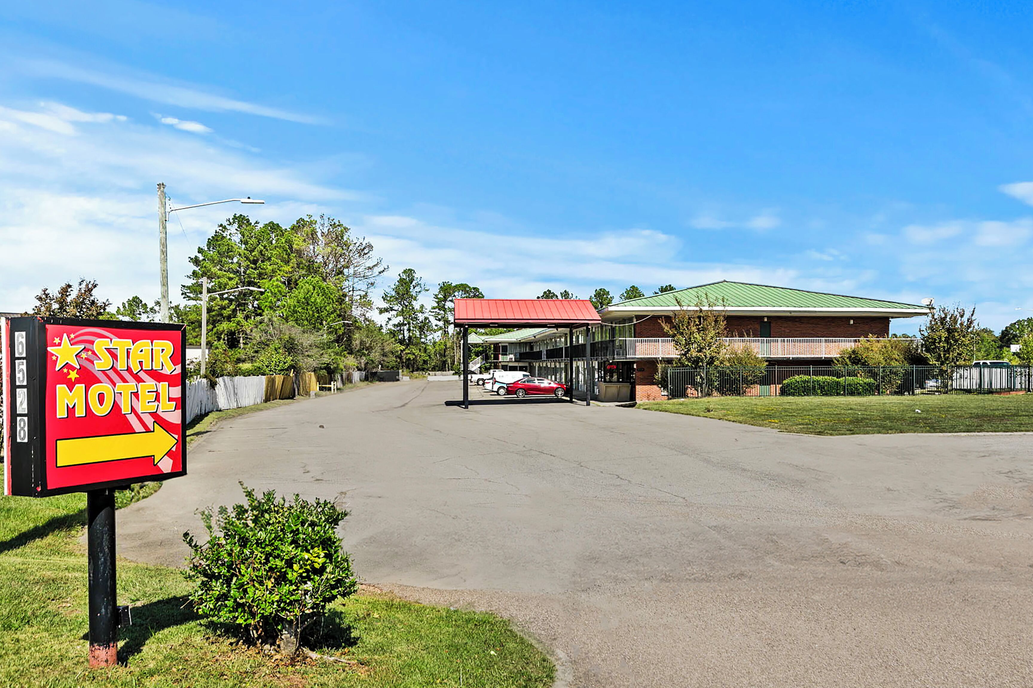 Overnatningsstedets indgangsparti