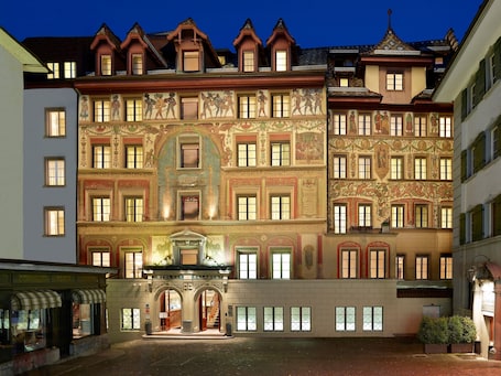 Exterior. Hotel Des Balances