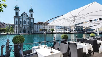 Breakfast, lunch, dinner served; French cuisine, alfresco dining