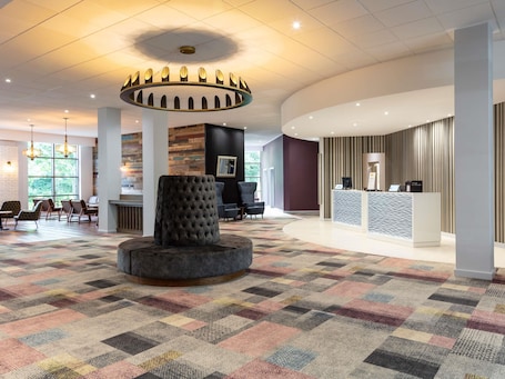 Esterni. Novotel Newcastle Airport