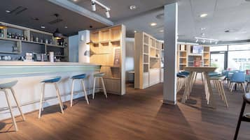Bar (in der Unterkunft)