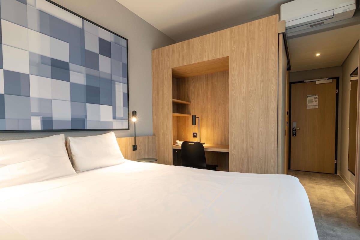Standard Room, 1 Double Bed, Balcony | Desk, blackout drapes, iron/ironing board (on request), cribs (free)