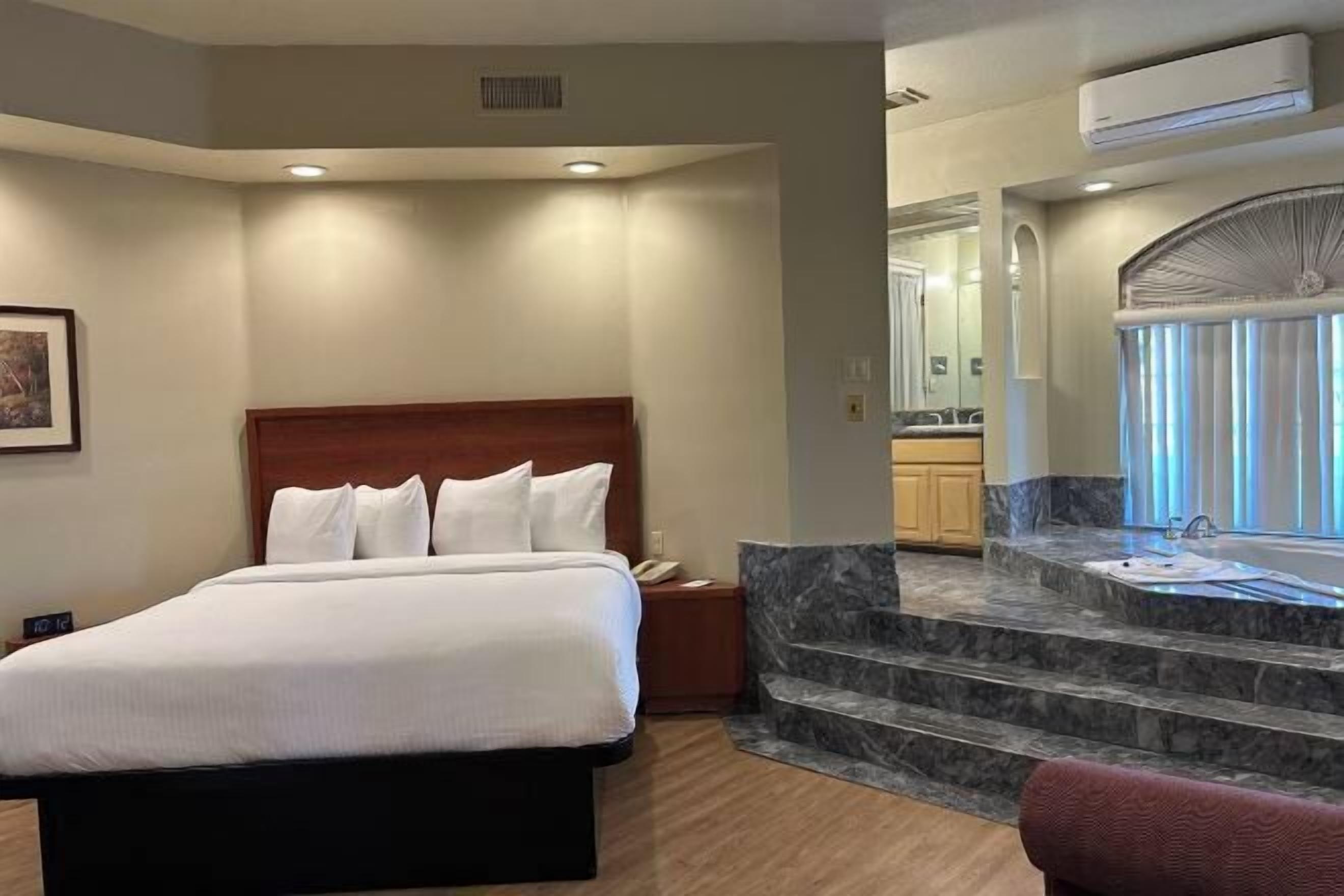 In-room safe, iron/ironing board, free WiFi, bed sheets