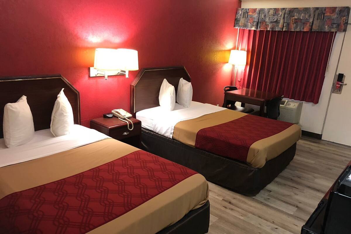 Iron/ironing board, free cribs/infant beds, rollaway beds, free WiFi