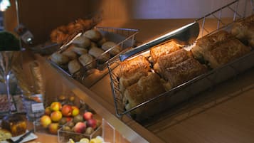Daily buffet breakfast (EUR 19 per person)