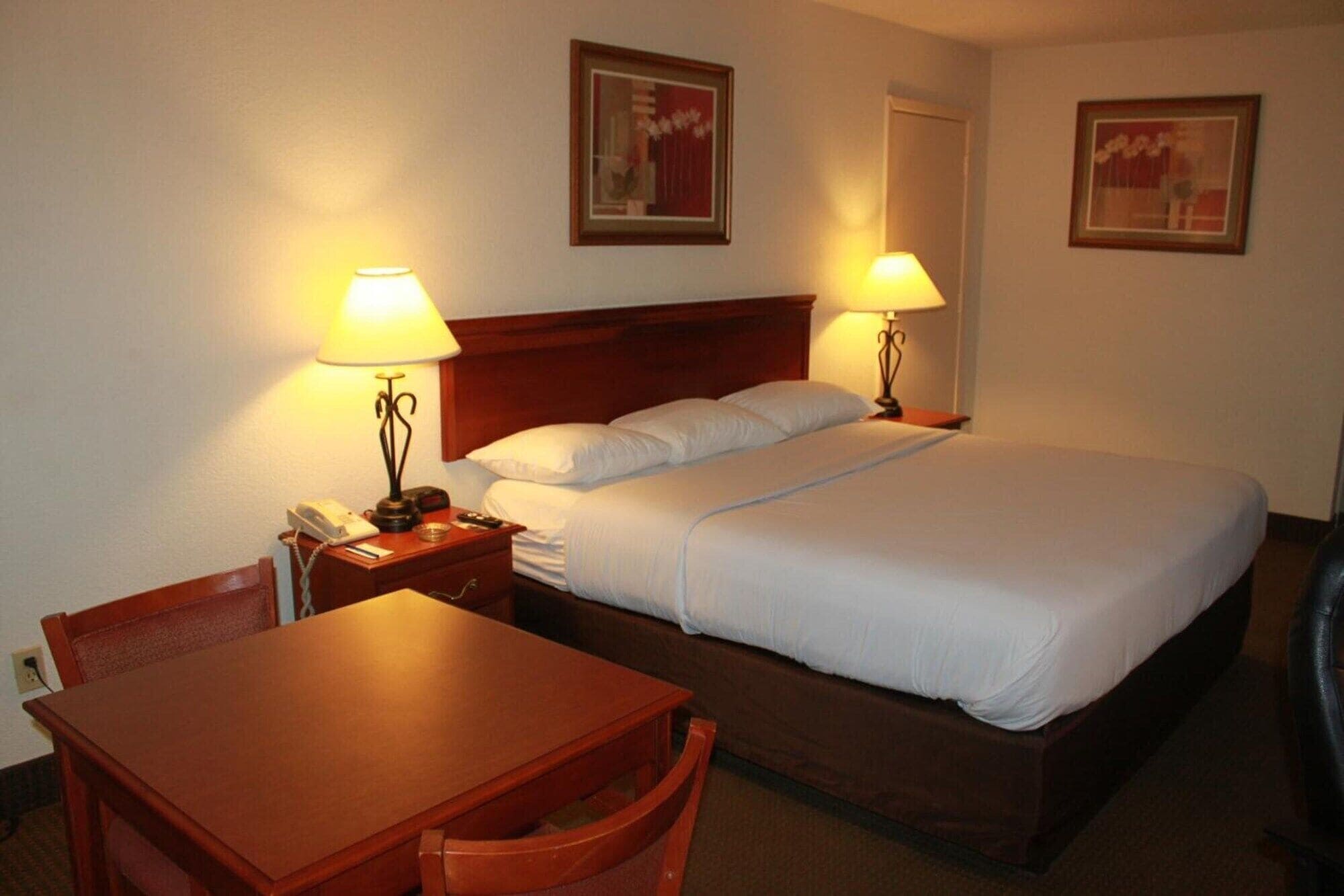 Bureau, Wi-Fi gratuit, draps fournis