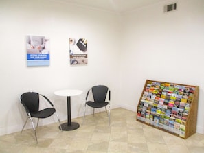 Sala de estar en el lobby