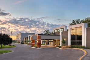 Exterior - Four Points by Sheraton Point Edward Sarnia (Sarnia)