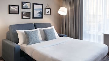 Bureau, espace de travail pour ordinateurs portables