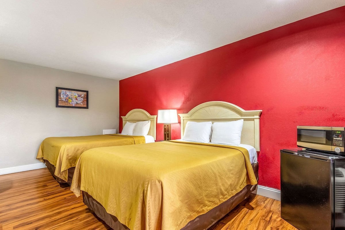 Individually furnished, desk, blackout curtains, soundproofing