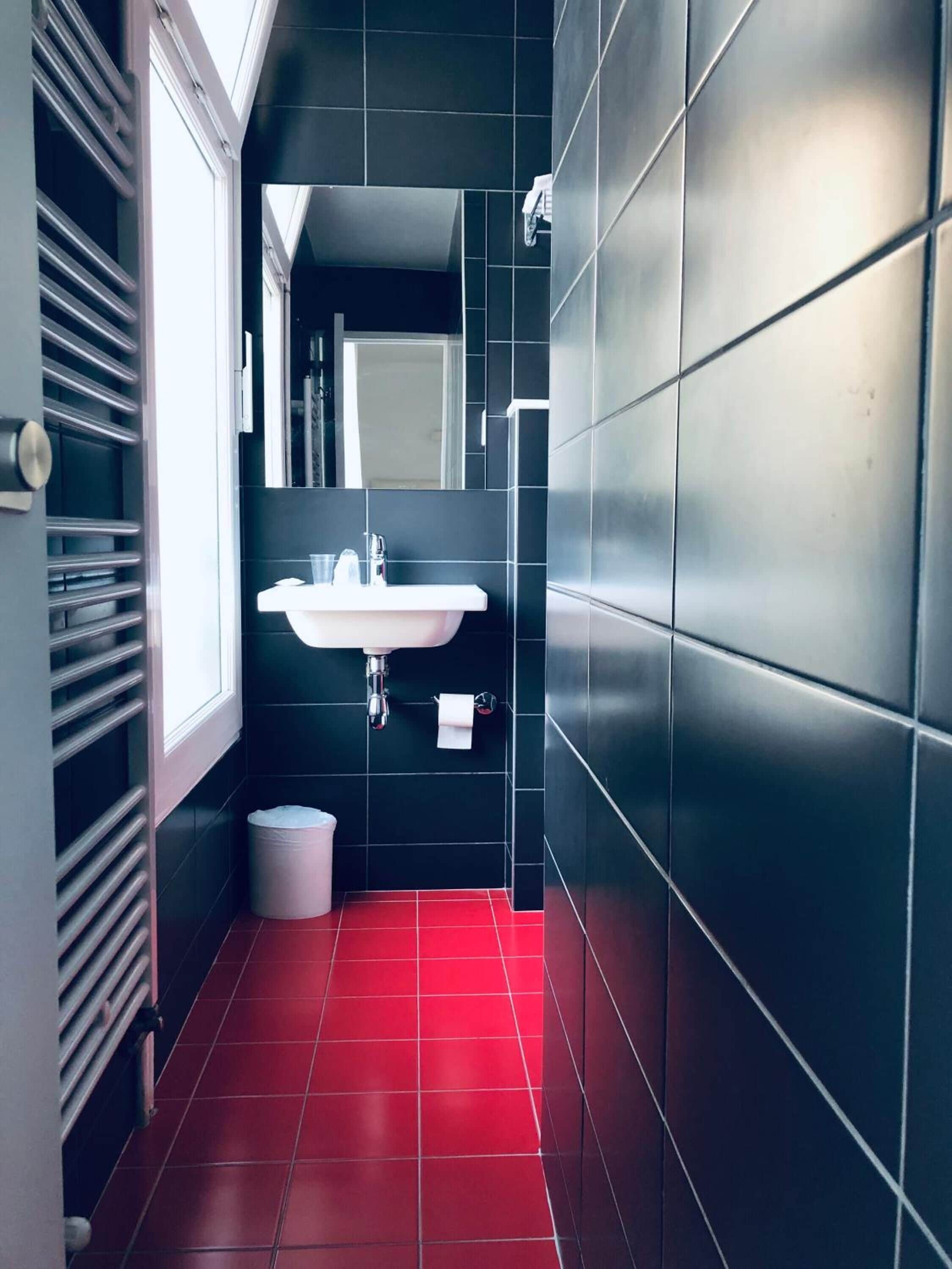 Photo - Hôtel Lecourbe, Paris Tour Eiffel