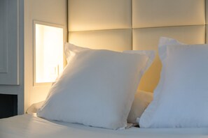 Fer et planche à repasser, Wi-Fi gratuit, draps fournis