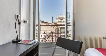 The Originals City, Hôtel Lecourbe, Paris Tour Eiffel