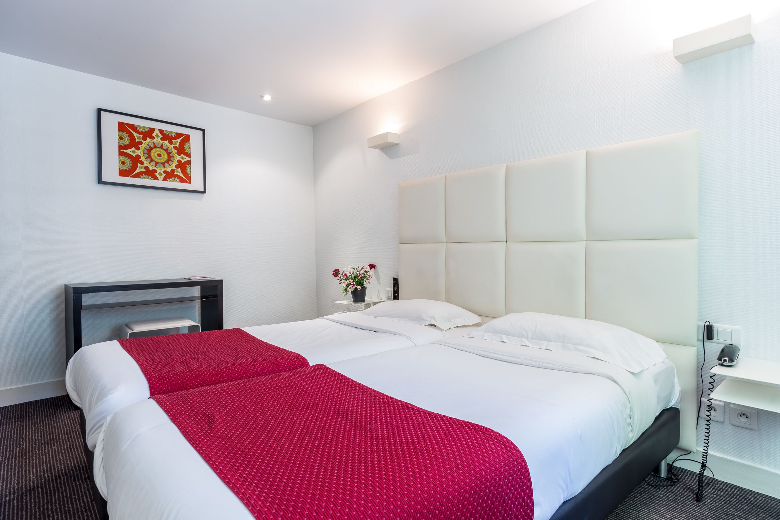 Foto - Hôtel Lecourbe, Paris Tour Eiffel