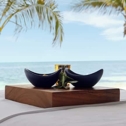 Couples treatment rooms, body treatments, aromatherapy