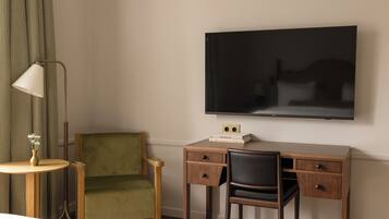 Deluxe Double Room | Room amenity