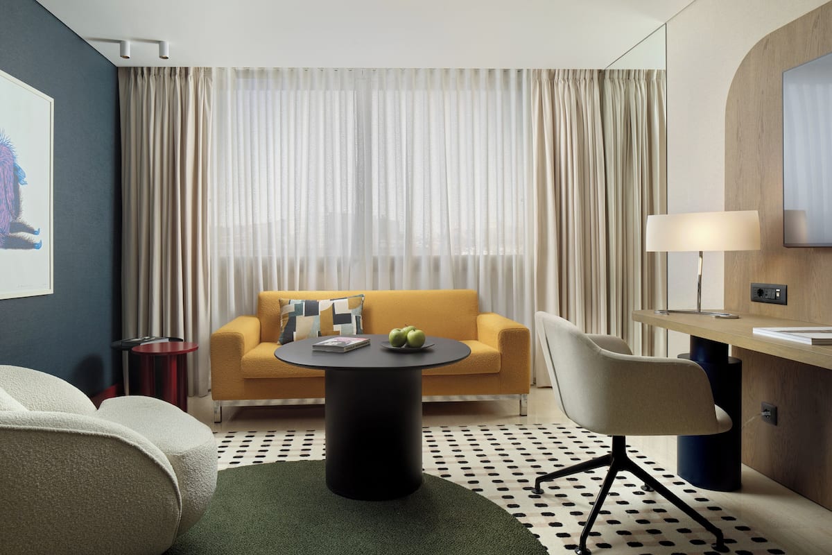 Room amenity