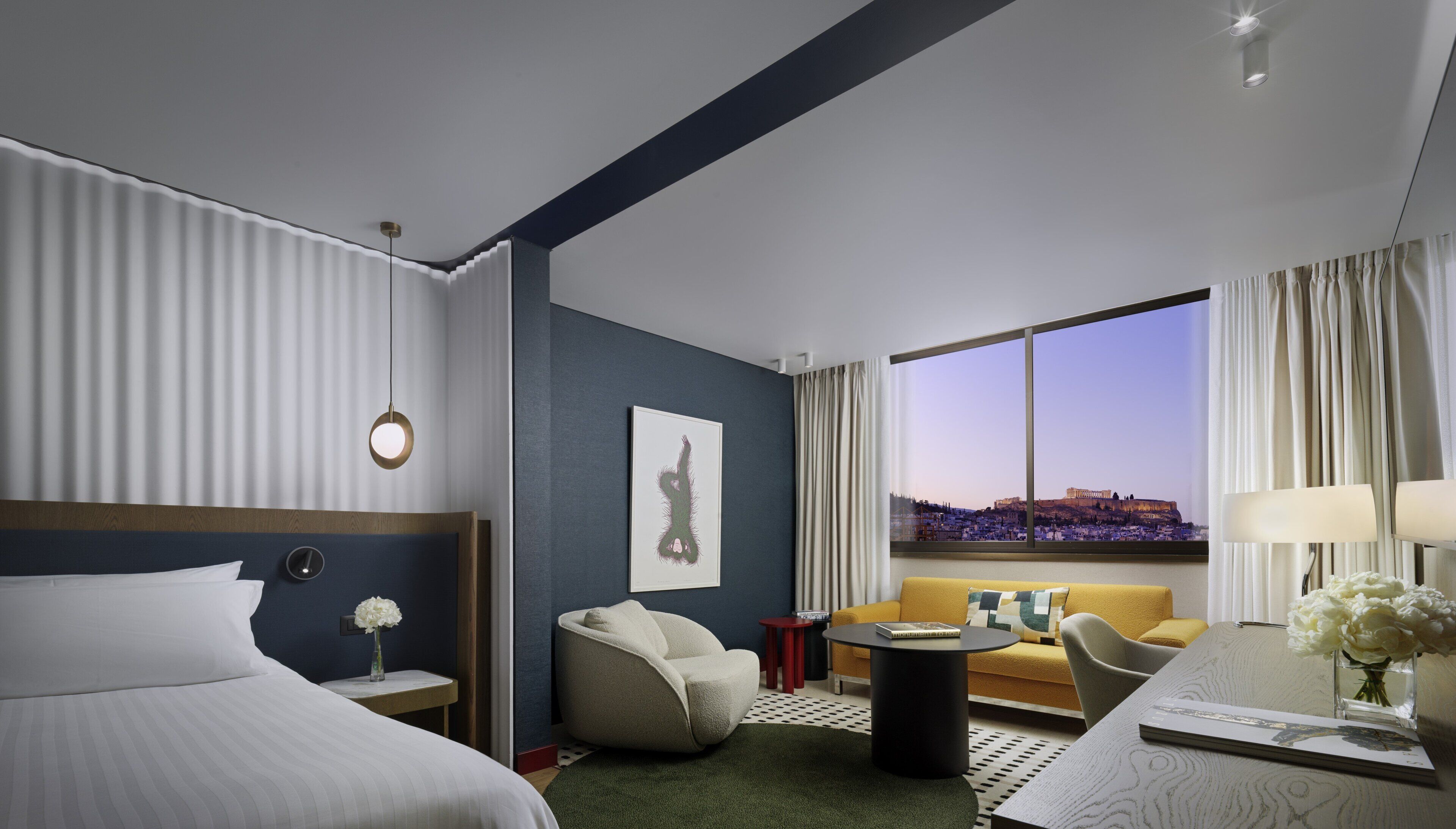 Classic-Zimmer, 1 King-Bett (Acropolis View) | 1 Schlafzimmer, Allergikerbettwaren, Daunenbettdecken, Minibar
