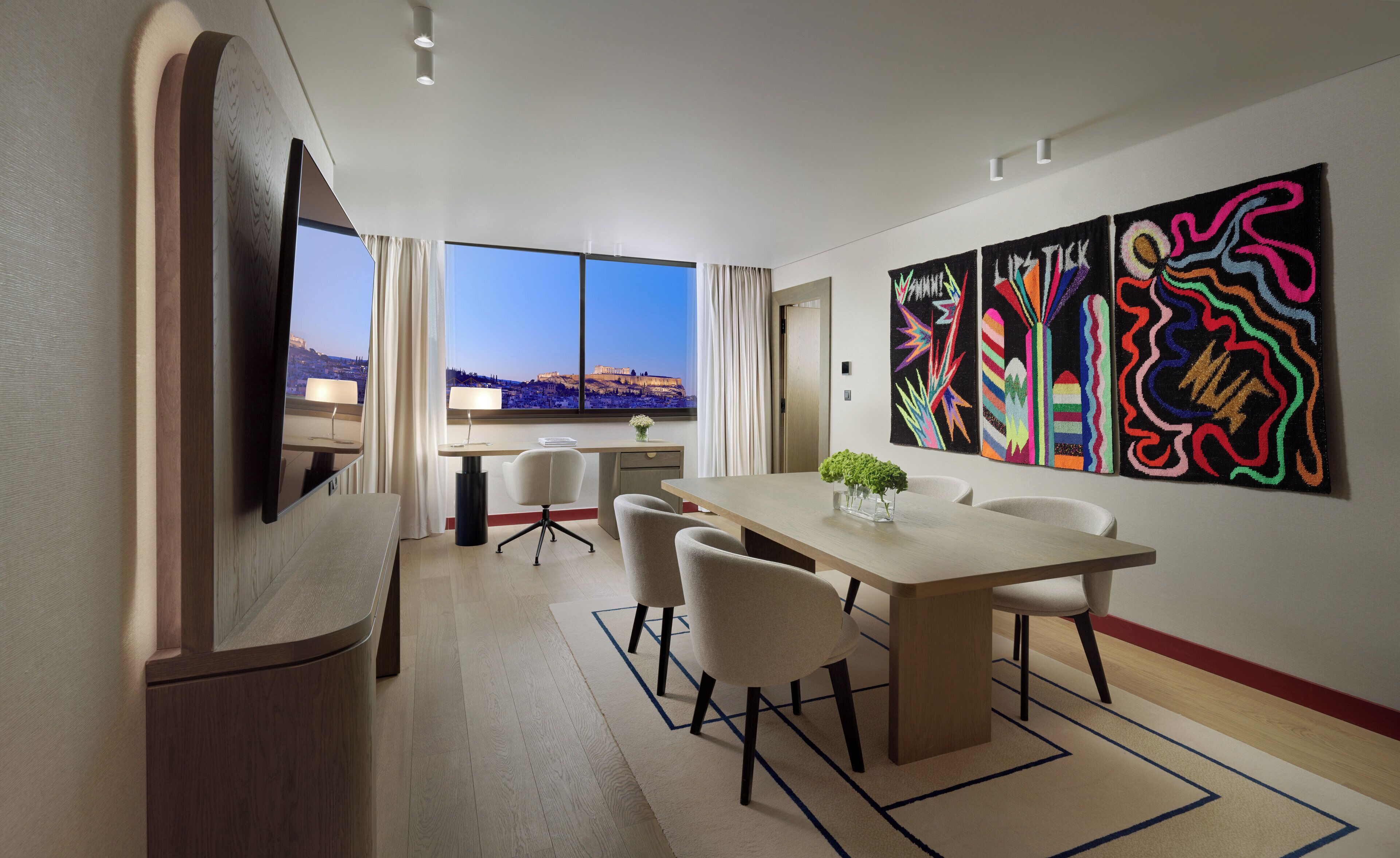 1 bedroom, hypo-allergenic bedding, down duvets, minibar