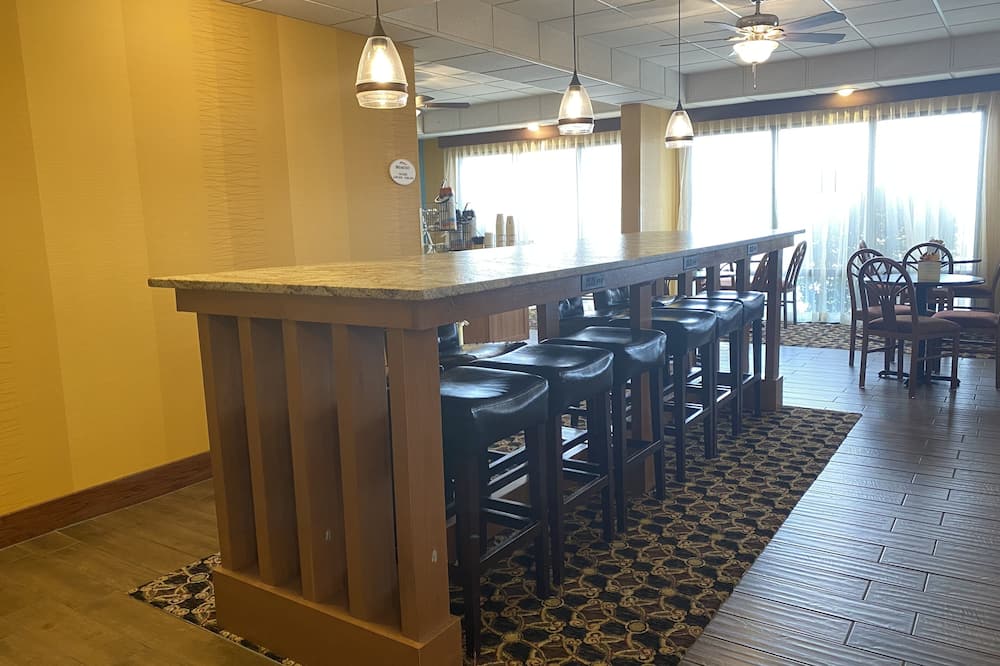 Baymont by Wyndham Fayetteville