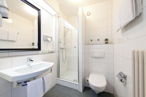 Allergikerbettwaren, Minibar, Schreibtisch