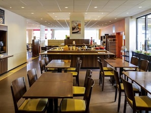 Daily buffet breakfast (EUR 17 per person)