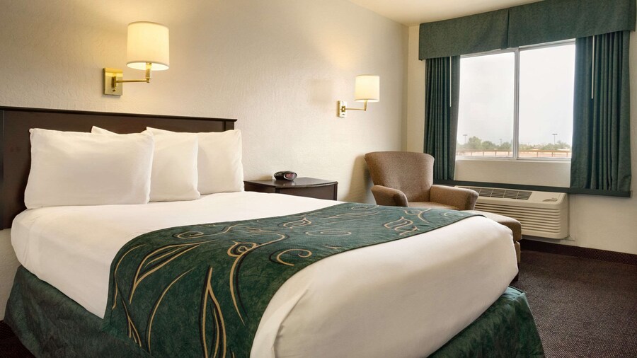 Travelodge by Wyndham Winslow