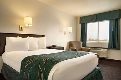 Travelodge by Wyndham Winslow