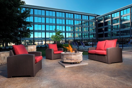 Property amenity. Four Points by Sheraton Kansas City Airport