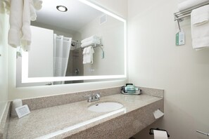Premium Two Queens | Bathroom | Combined shower/tub, free toiletries, hair dryer, towels - Fireside Inn & Suites Waterville (Waterville)