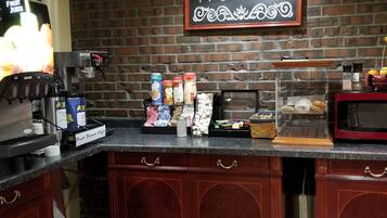 Free daily continental breakfast