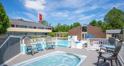 Fireside Inn & Suites Waterville