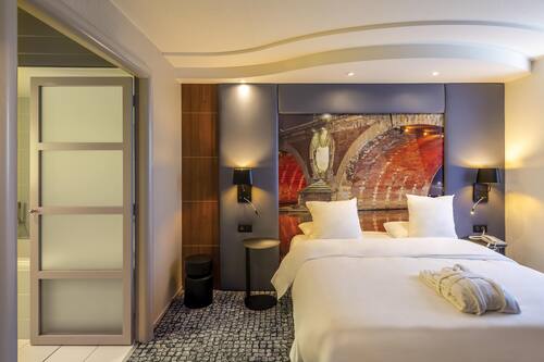 Superior Suite, 1 Double Bed with Sofa bed | Minibar, in-room safe, desk, blackout drapes