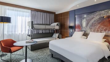 Family Room, 1 Double Bed with Sofa bed | Minibar, in-room safe, desk, blackout drapes