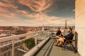 Sviitti (St. Stephen's cathedral view) | Näkymä kaupungille