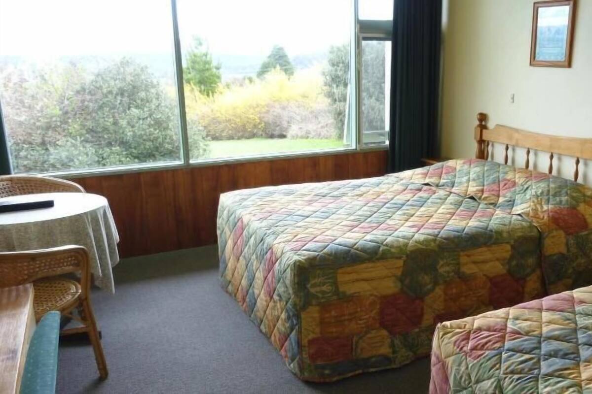 Strykjärn/strykbräda, gratis wi-fi och sängkläder